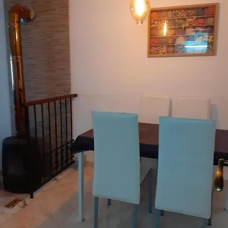 Casa *